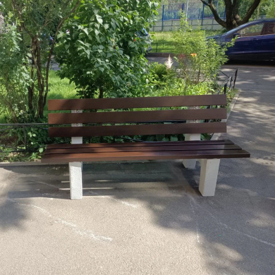 Скамейка бетонная со спинкой #1