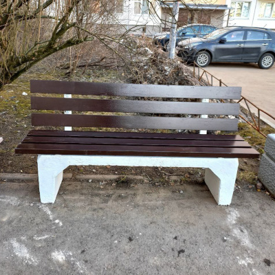 Скамейка бетонная со спинкой тяжелая #2