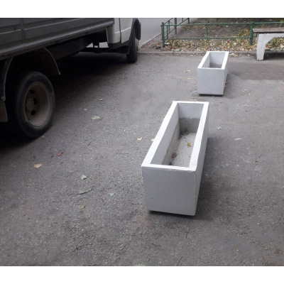 Вазон бетонный прямоугольный #5