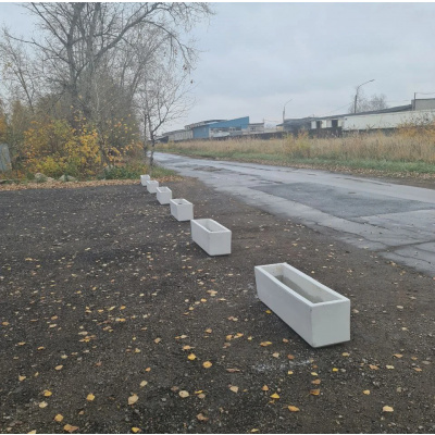 Вазон бетонный прямоугольный #3